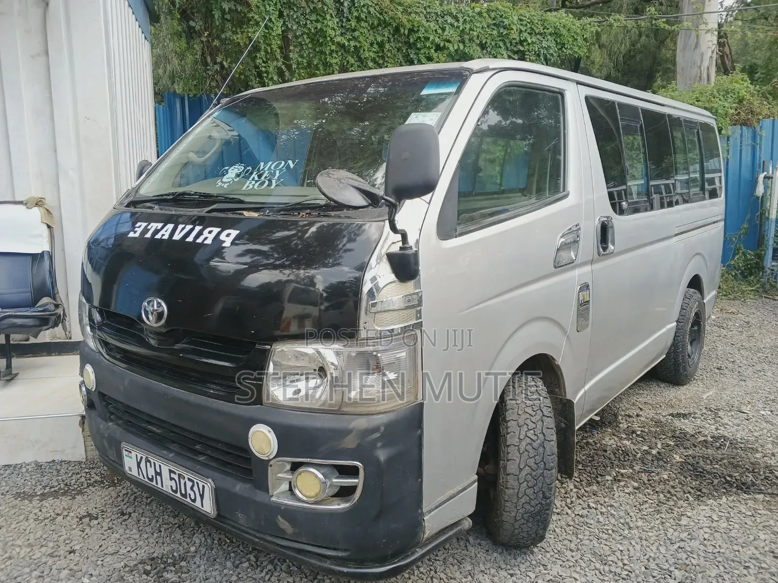 Toyota HiAce 2010