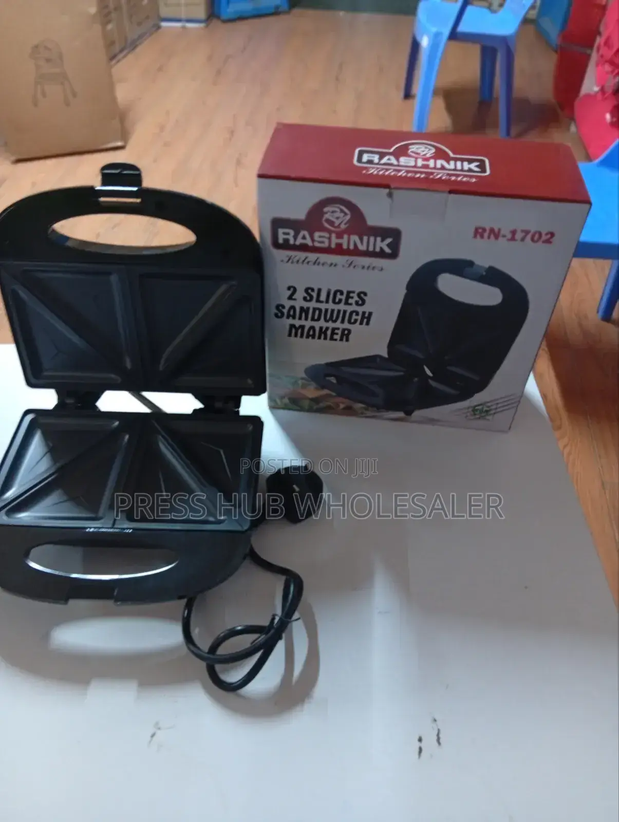 Rashnik 2-Slice Sandwich Maker (Model Rn-1702) – Brand New