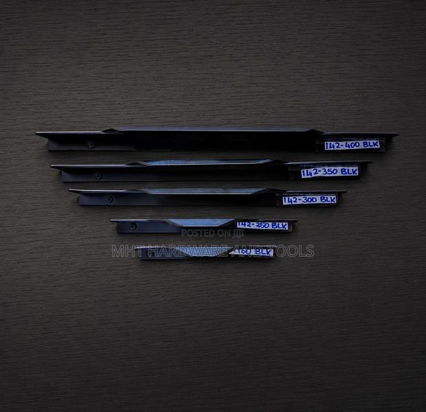 142-350mm Concealed Handle Black
