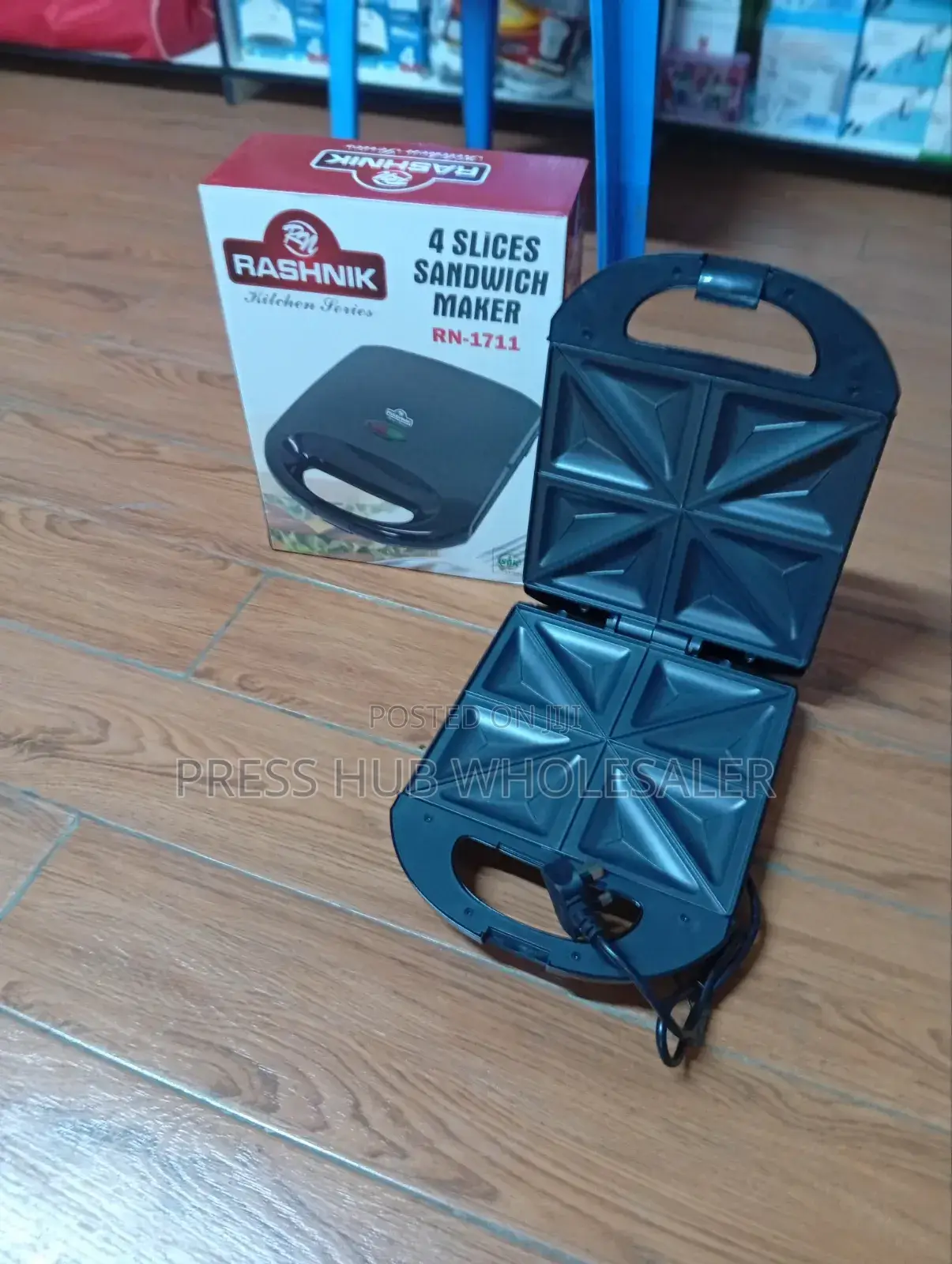 Rashnik 4-Slice Sandwich Maker (Model Rn-1711)