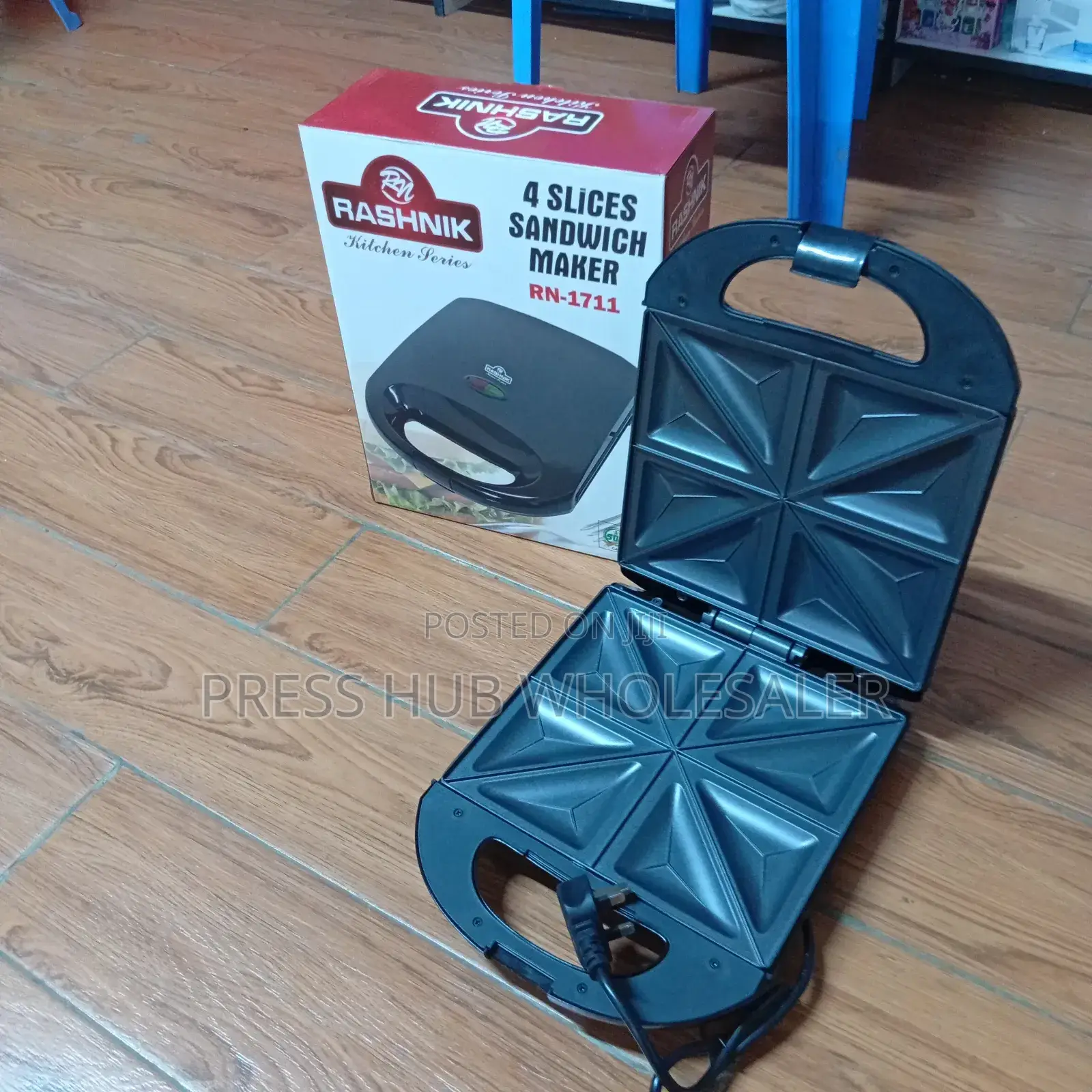 Rashnik 4-Slice Sandwich Maker (Model Rn-1711)