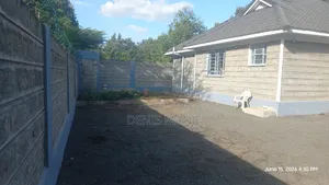 3bdrm House in Oloosurutia Road, Rimpa for sale