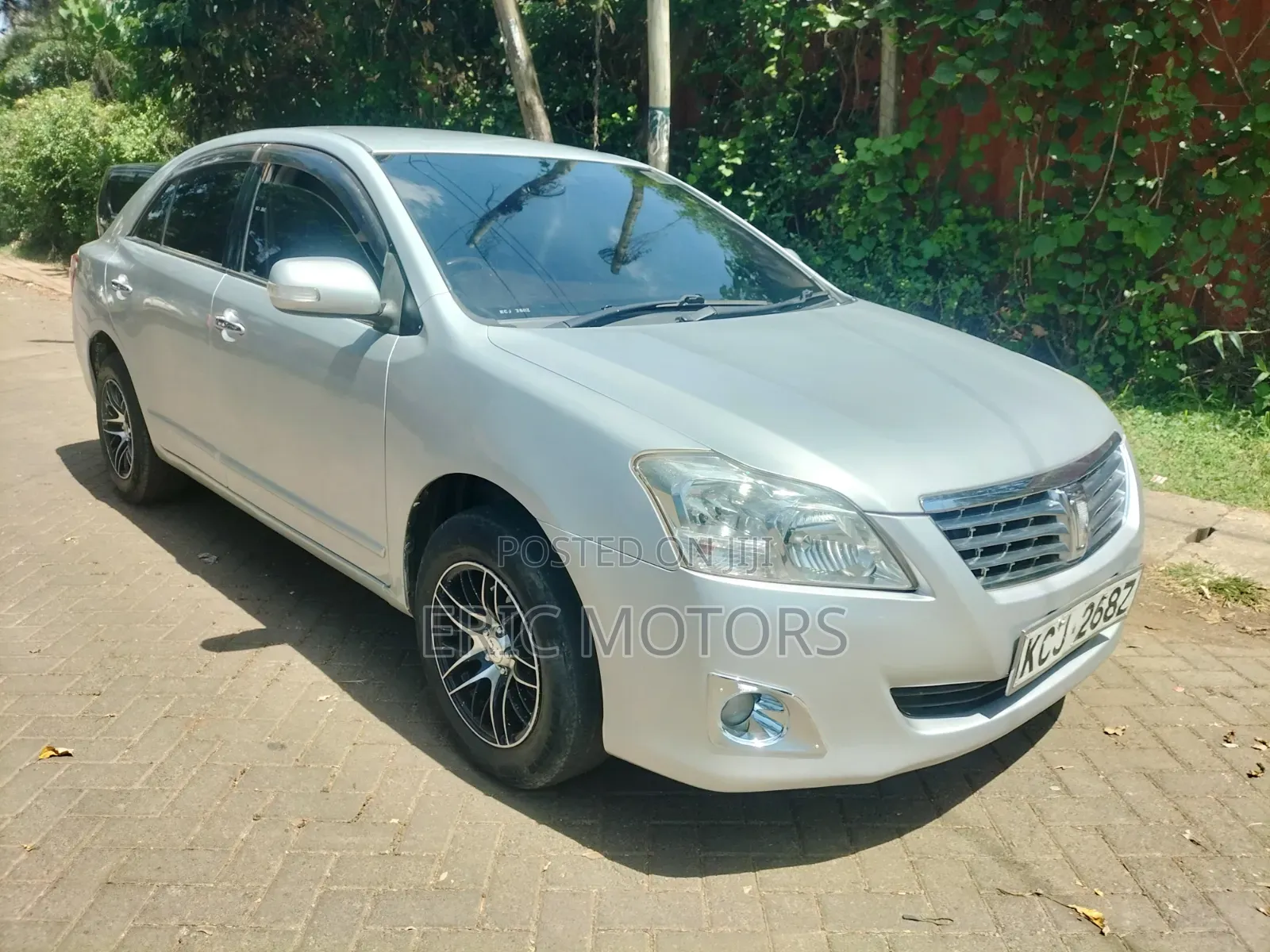 Toyota Premio 2010 Silver