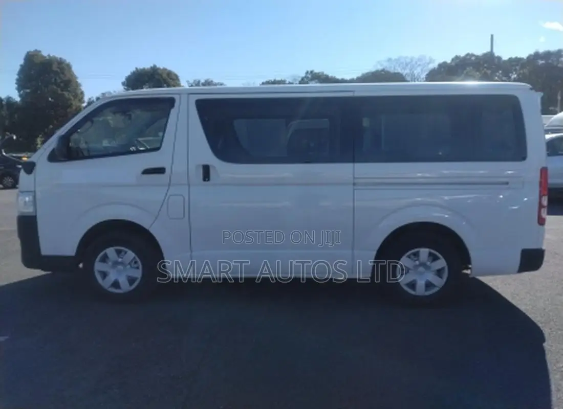 Toyota HiAce 2020 White