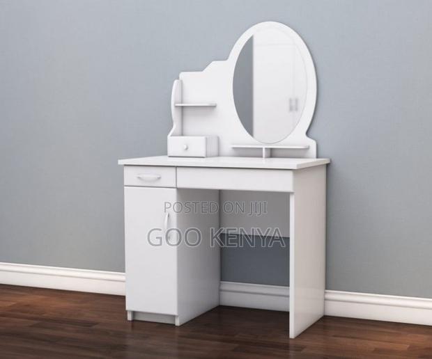 Vanity Set; Elegant Wooden Dressing Table With Fixed Mirror - thumbnail 6