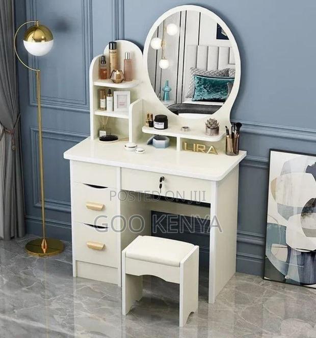 Vanity Set; Elegant Wooden Dressing Table With Fixed Mirror - thumbnail 11
