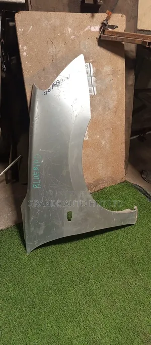 Bluebird/Sylphy N17 Fender/Wing
