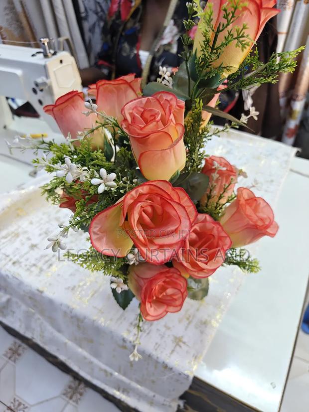 Artificial Rose Flowers With Vase