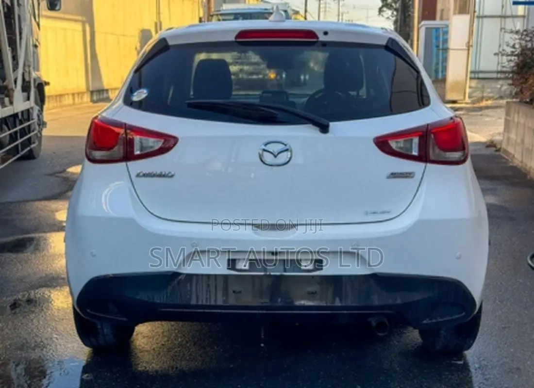 Mazda Demio 2019 White