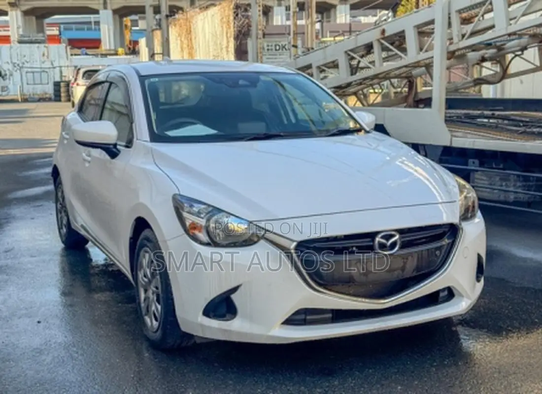 Mazda Demio 2019 White