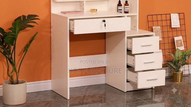 Dressers; Luxue White Dressing Vanity Table Set - thumbnail 2