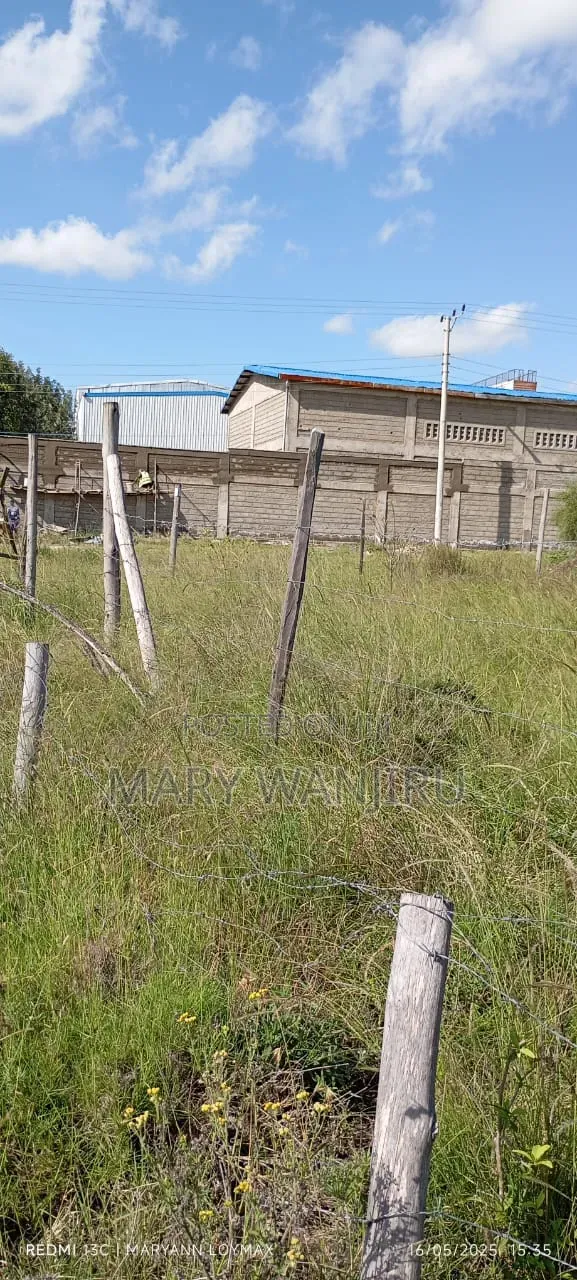 50/100 Plot Available for Sale