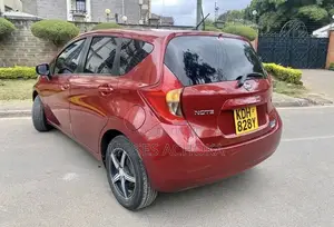 Nissan Note 2015 Red
