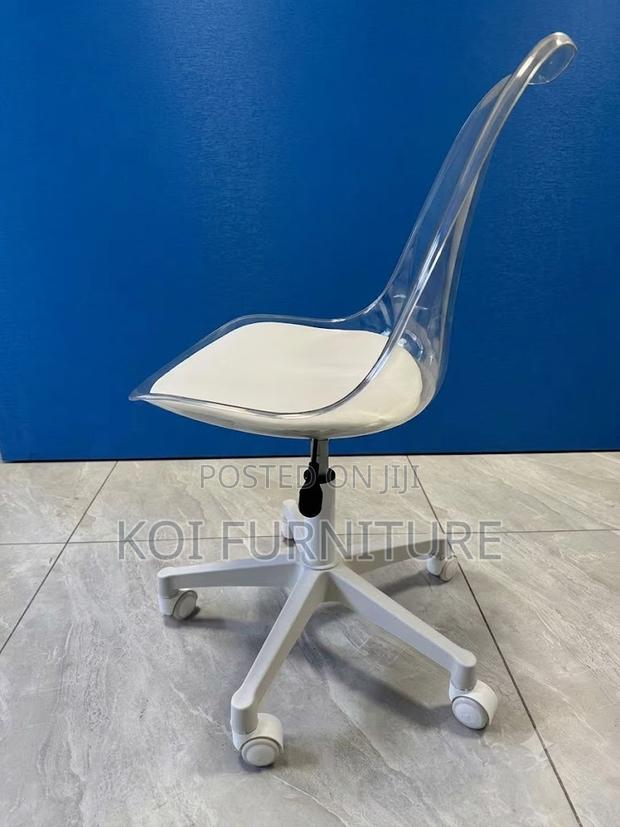 Dining Chairs; Swivel Clear Dining Chairs - thumbnail 4