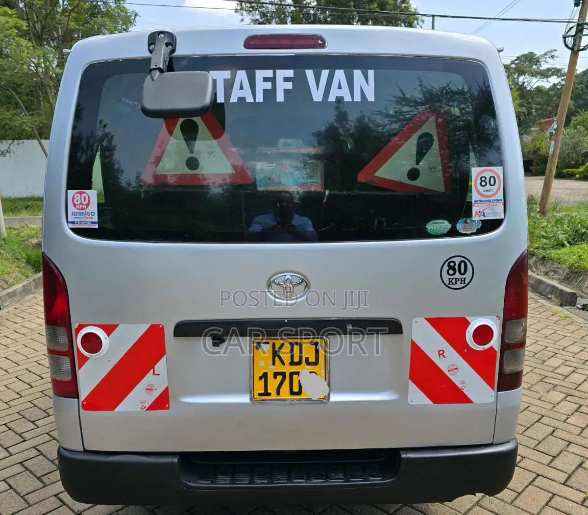 Toyota HiAce 2015 Silver