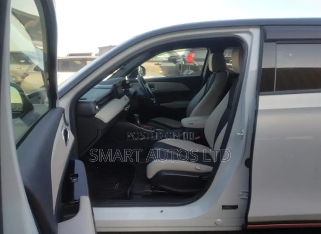 Honda Vezel 2021 White
