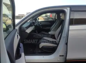 Honda Vezel 2021 White