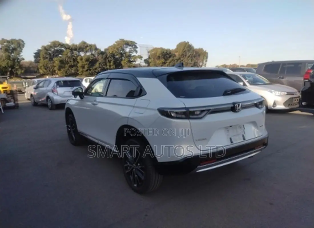 Honda Vezel 2021 White