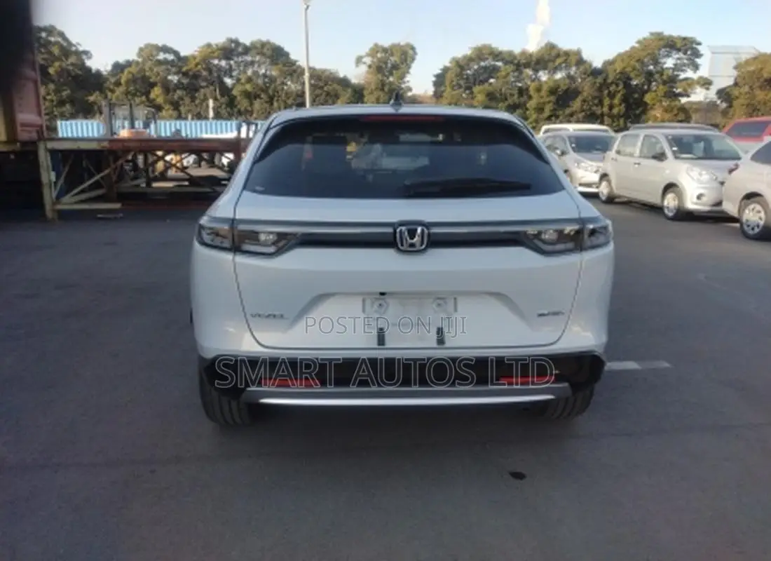 Honda Vezel 2021 White