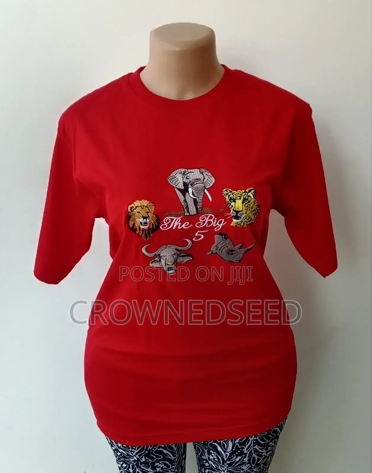  Premium Custom T-Shirts
Plain | Printed | Embroidered