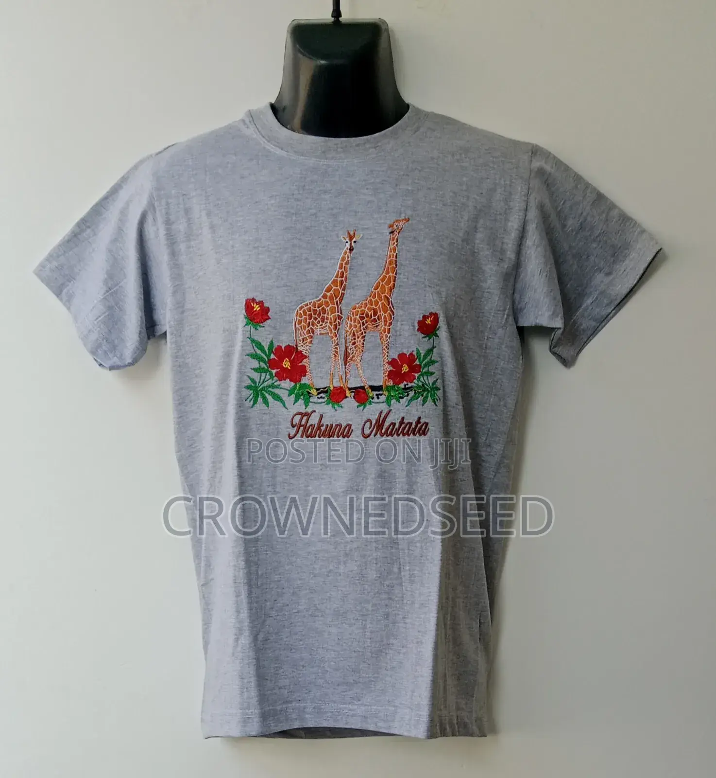  Premium Custom T-Shirts
Plain | Printed | Embroidered