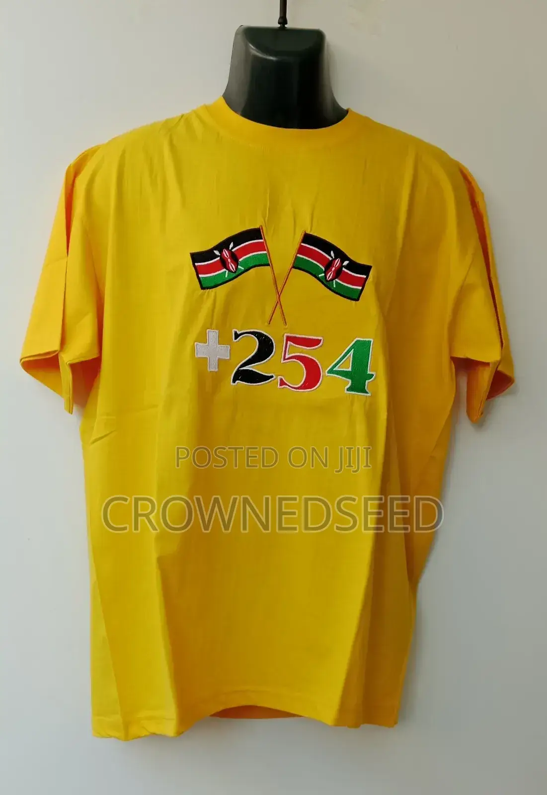  Premium Custom T-Shirts
Plain | Printed | Embroidered