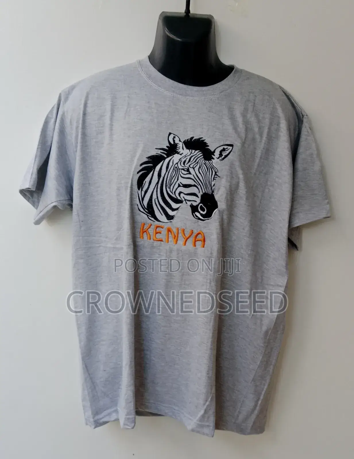  Premium Custom T-Shirts
Plain | Printed | Embroidered