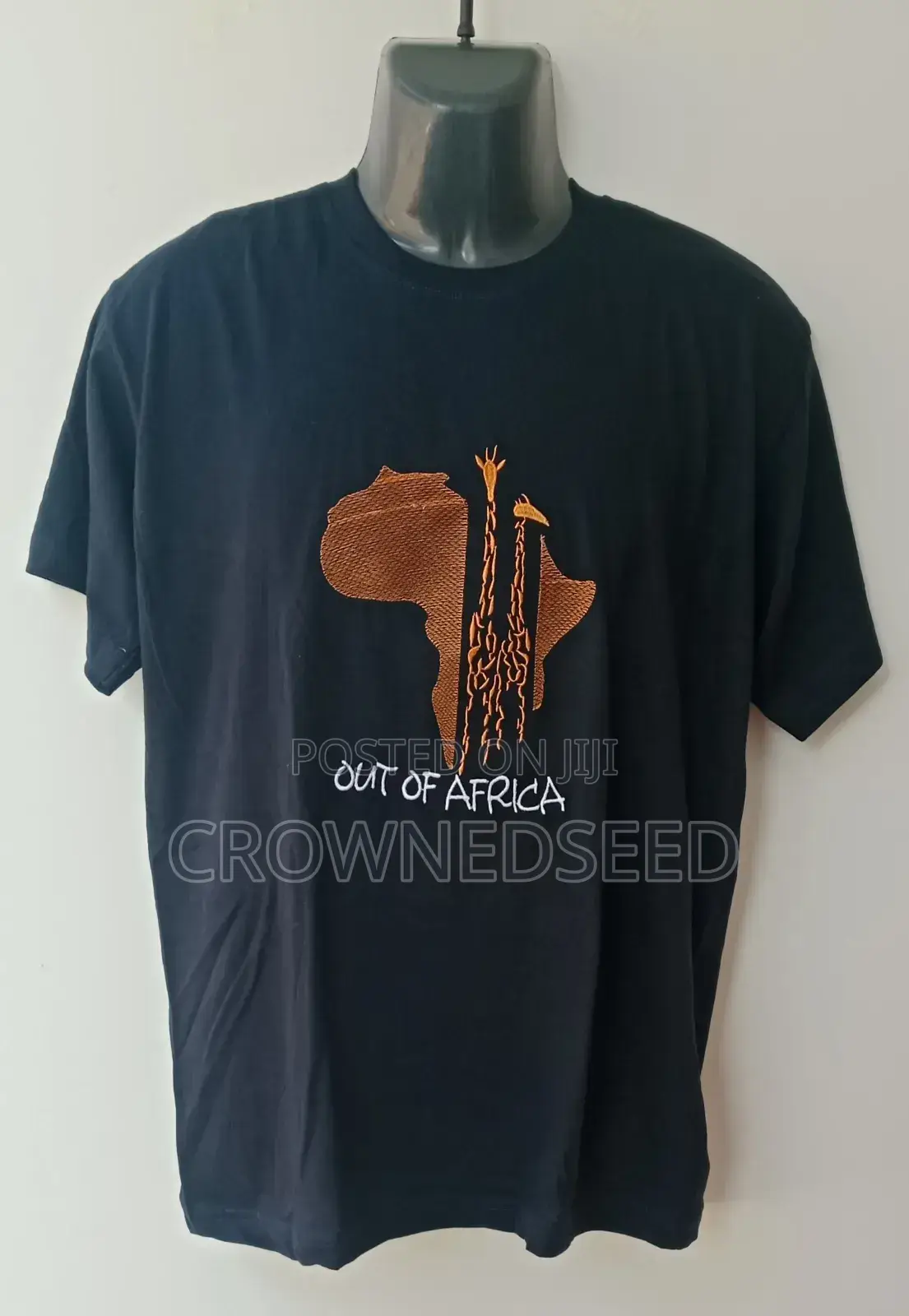  Premium Custom T-Shirts
Plain | Printed | Embroidered