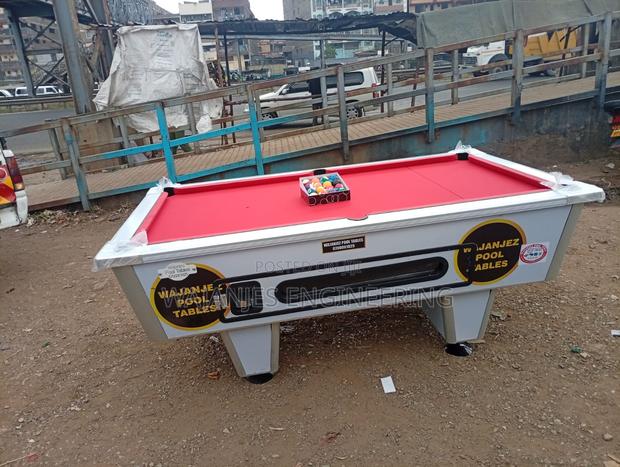 Champion Series Pool Table