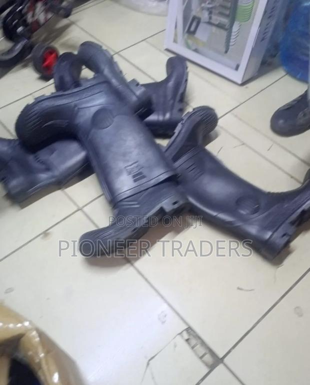 Heavy Duty Gumboots Bata