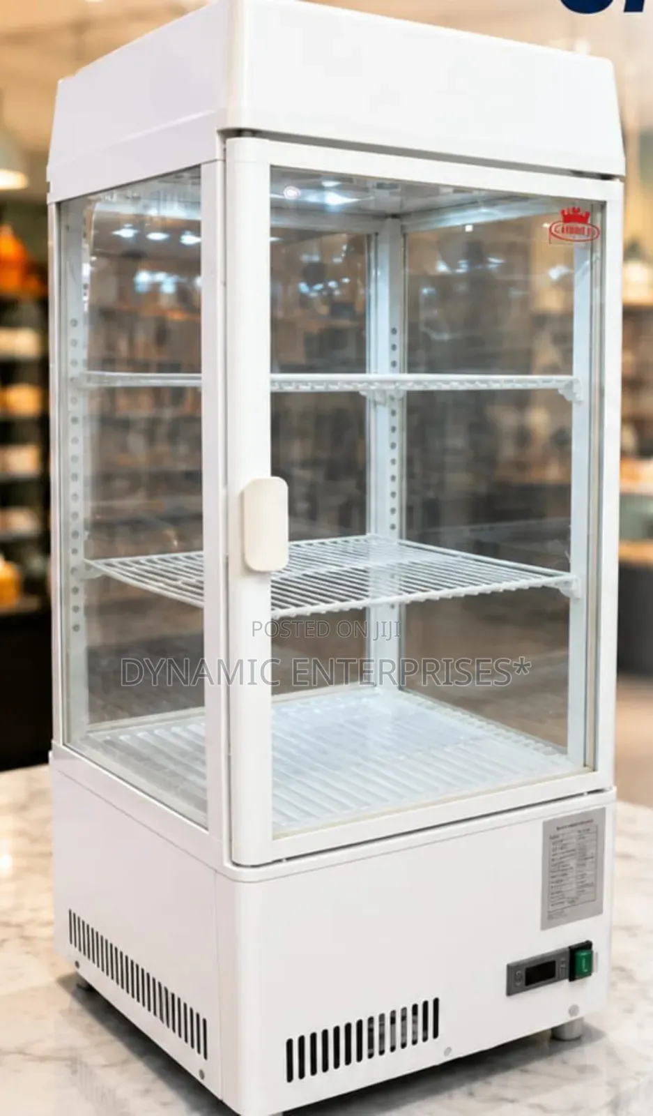 Warmer and Cooler Cake Dislay