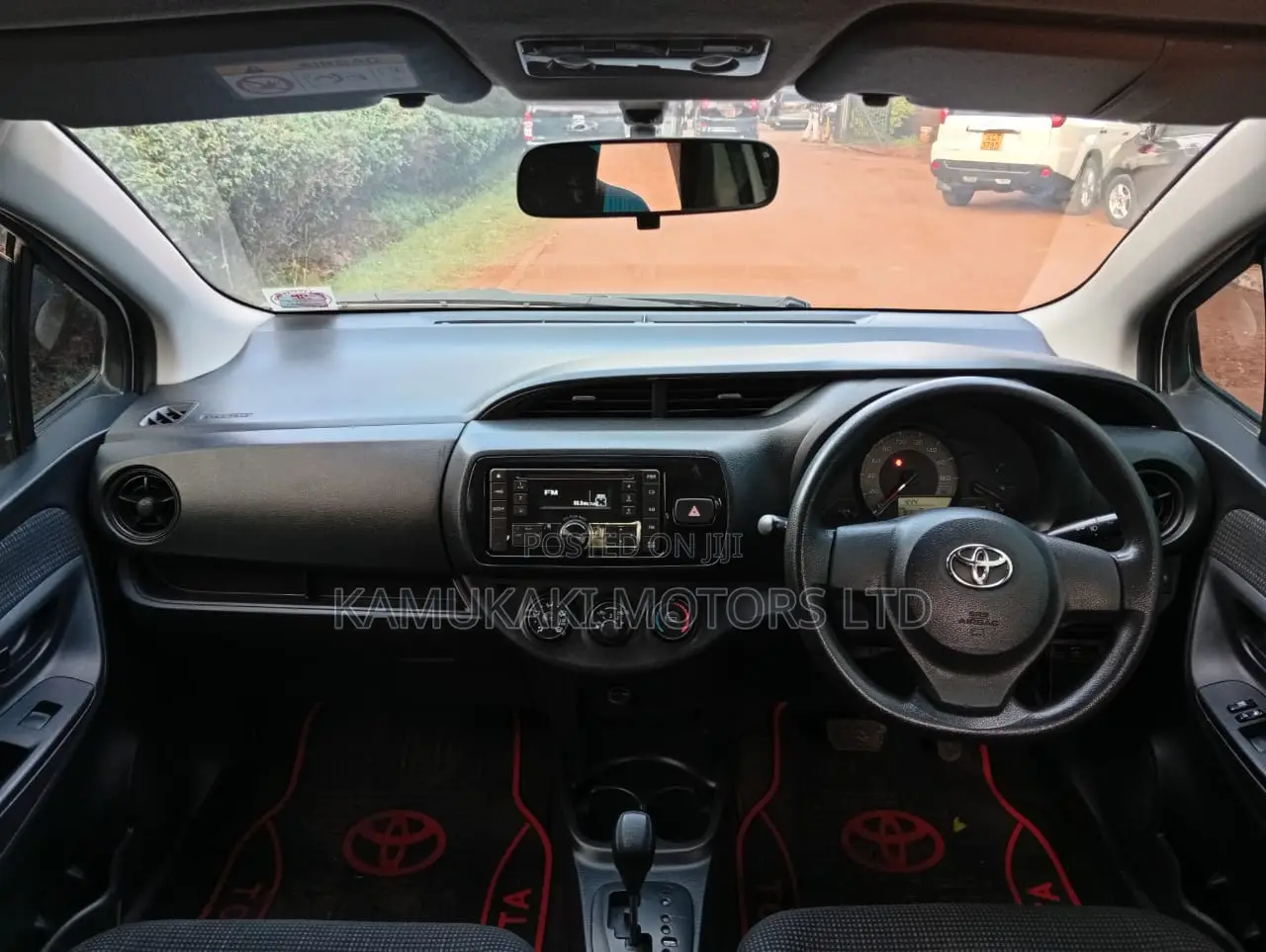 Toyota Vitz 2018 White
