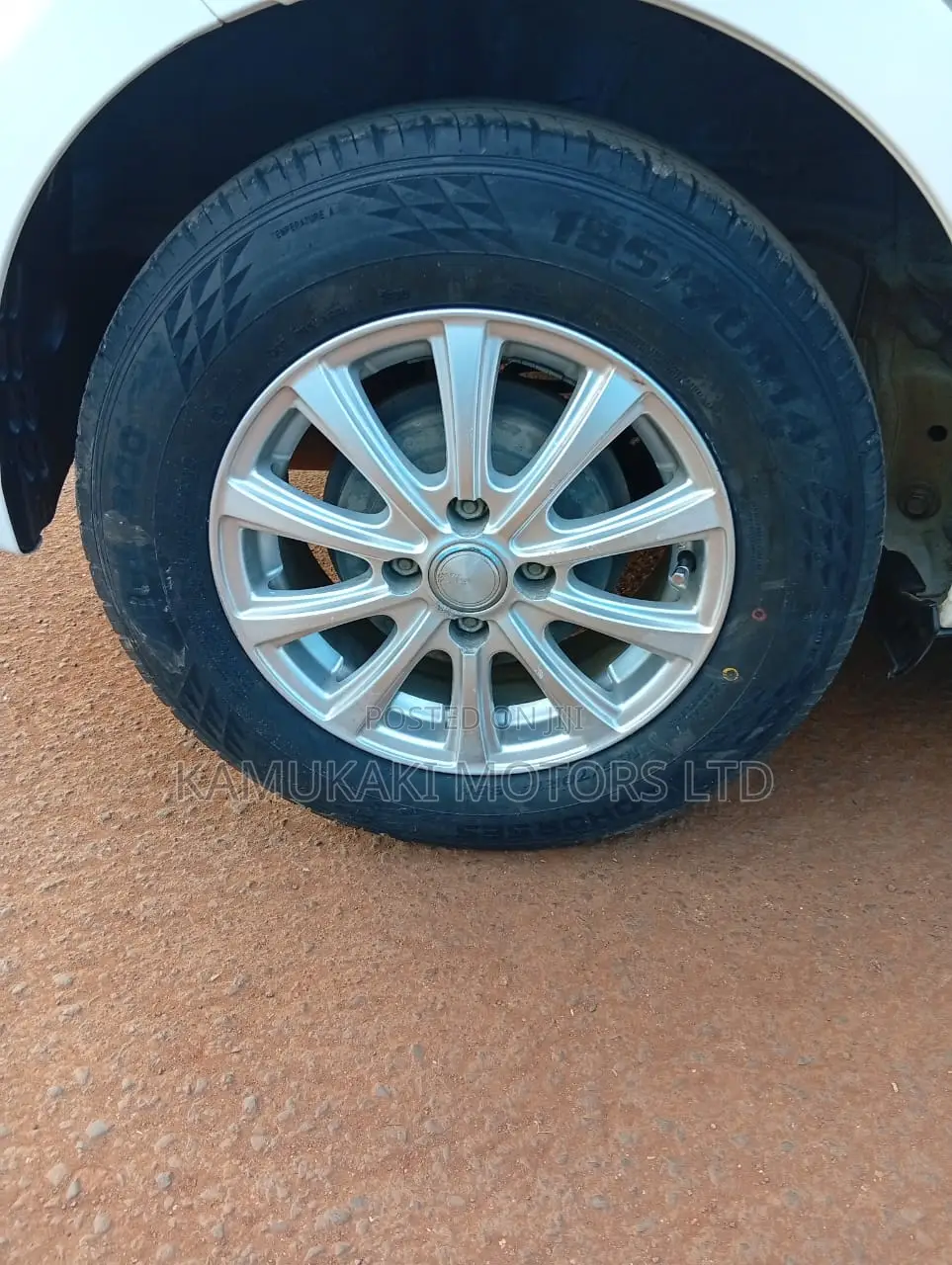 Toyota Vitz 2018 White