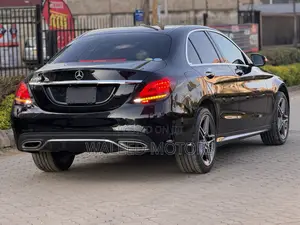 Mercedes-Benz C200 2019 Black