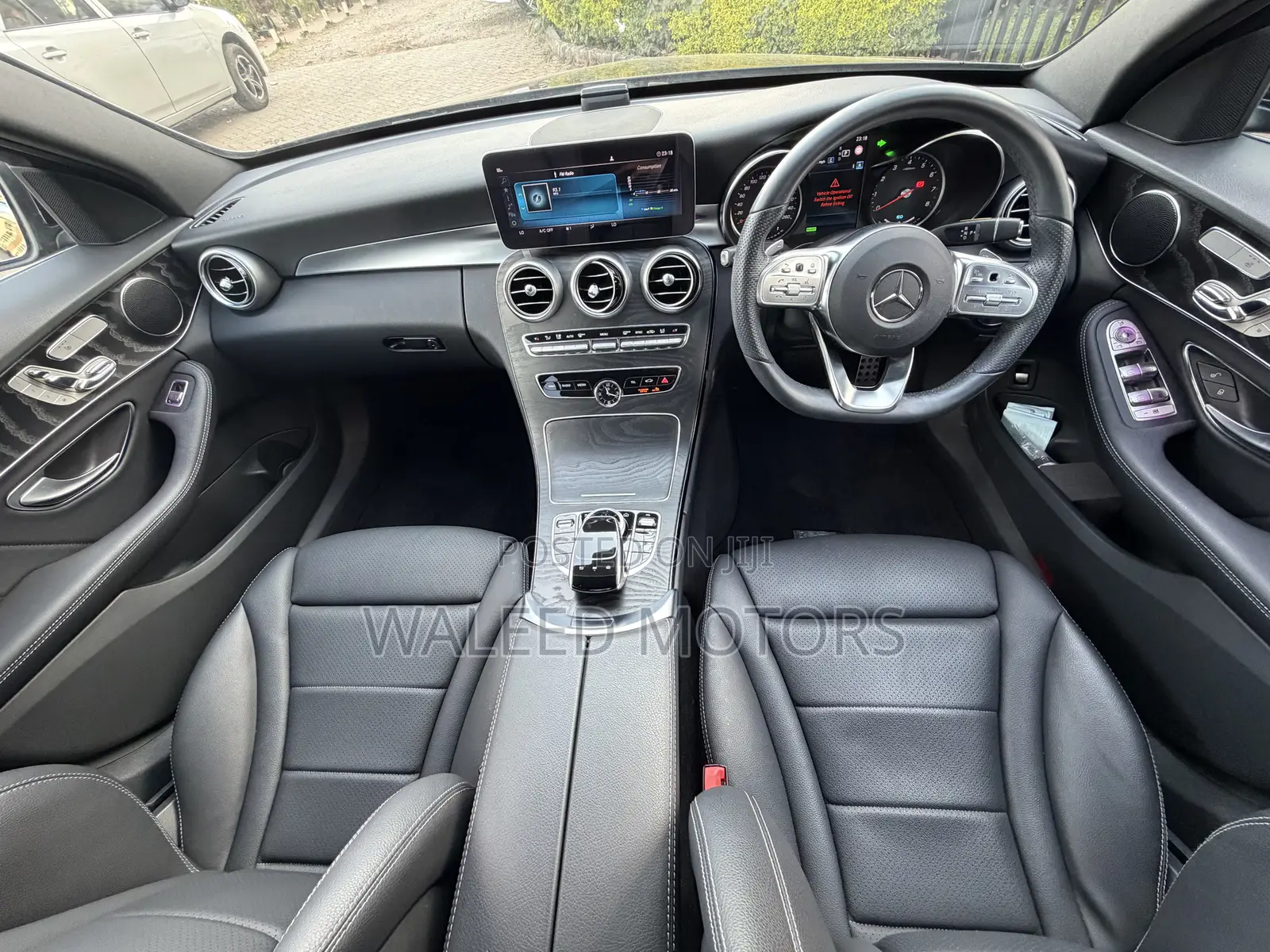 Mercedes-Benz C200 2019 Black