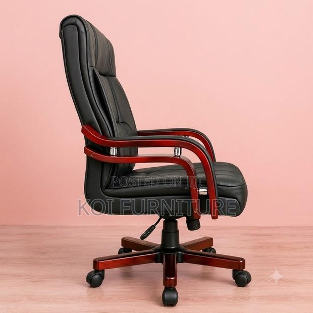 Office Chairs; Executive Leather Made Bliss Office Chairs - thumbnail 3