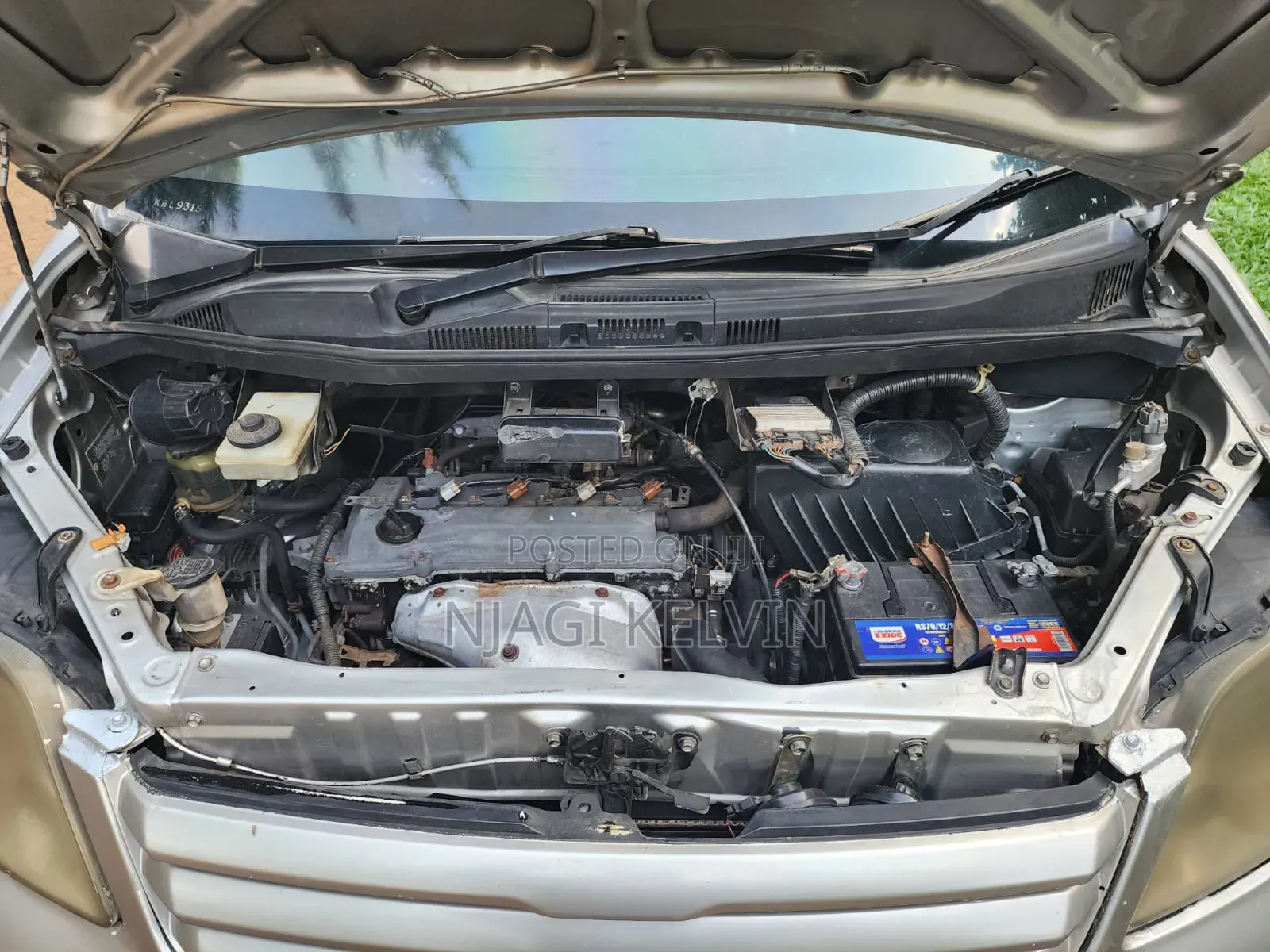 Toyota Noah 2003 Silver