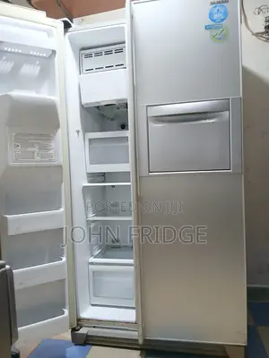 Samsung Side by Side Fridge – With Home Bar