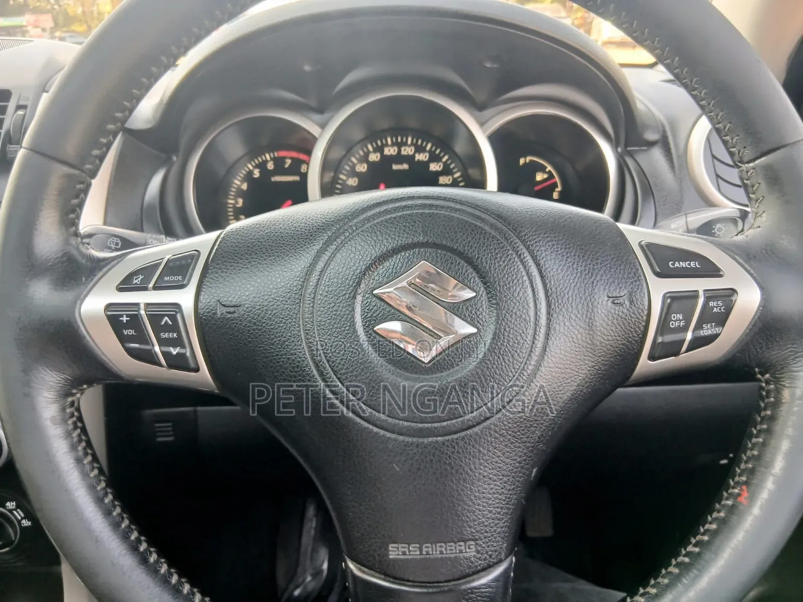 Suzuki Escudo 2015 Black