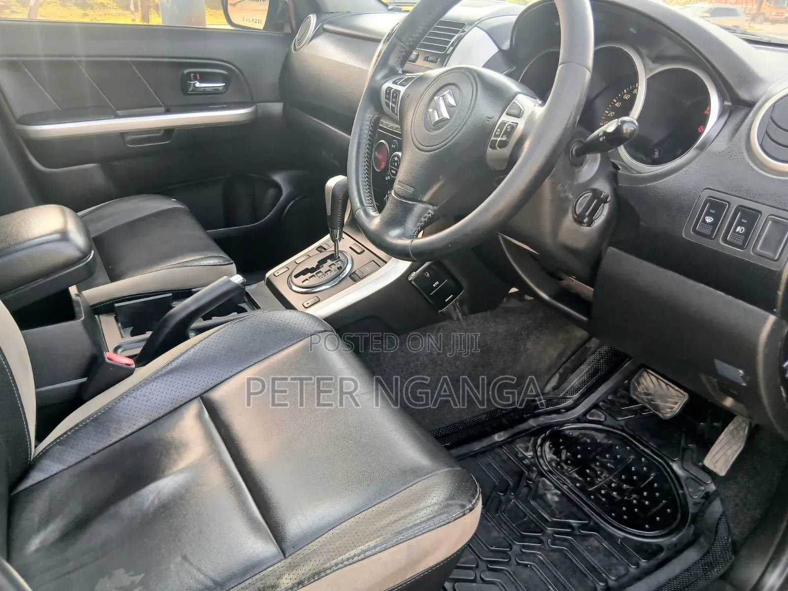 Suzuki Escudo 2015 Black