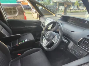 Nissan Serena 2019 White
