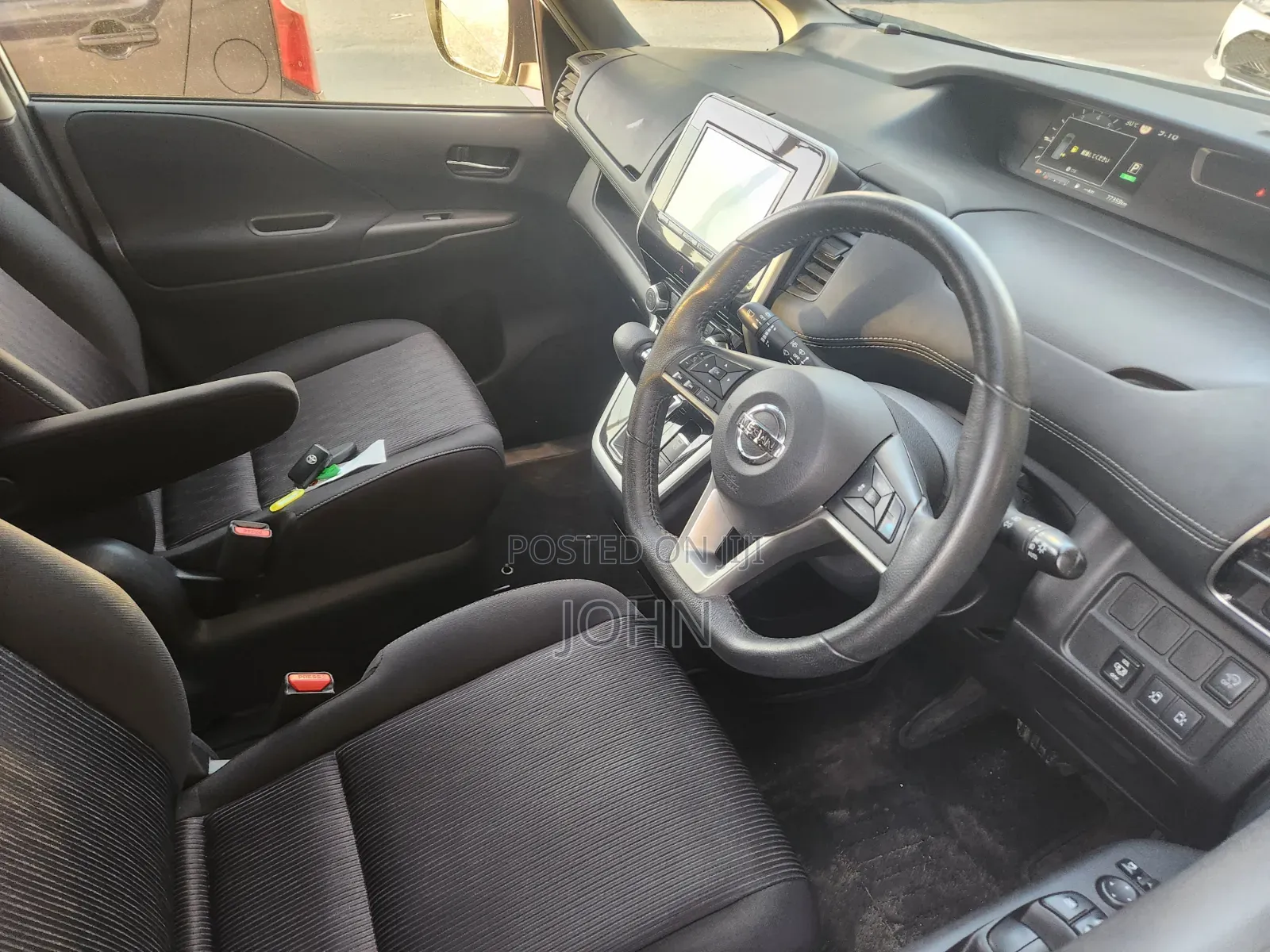 Nissan Serena 2019 White