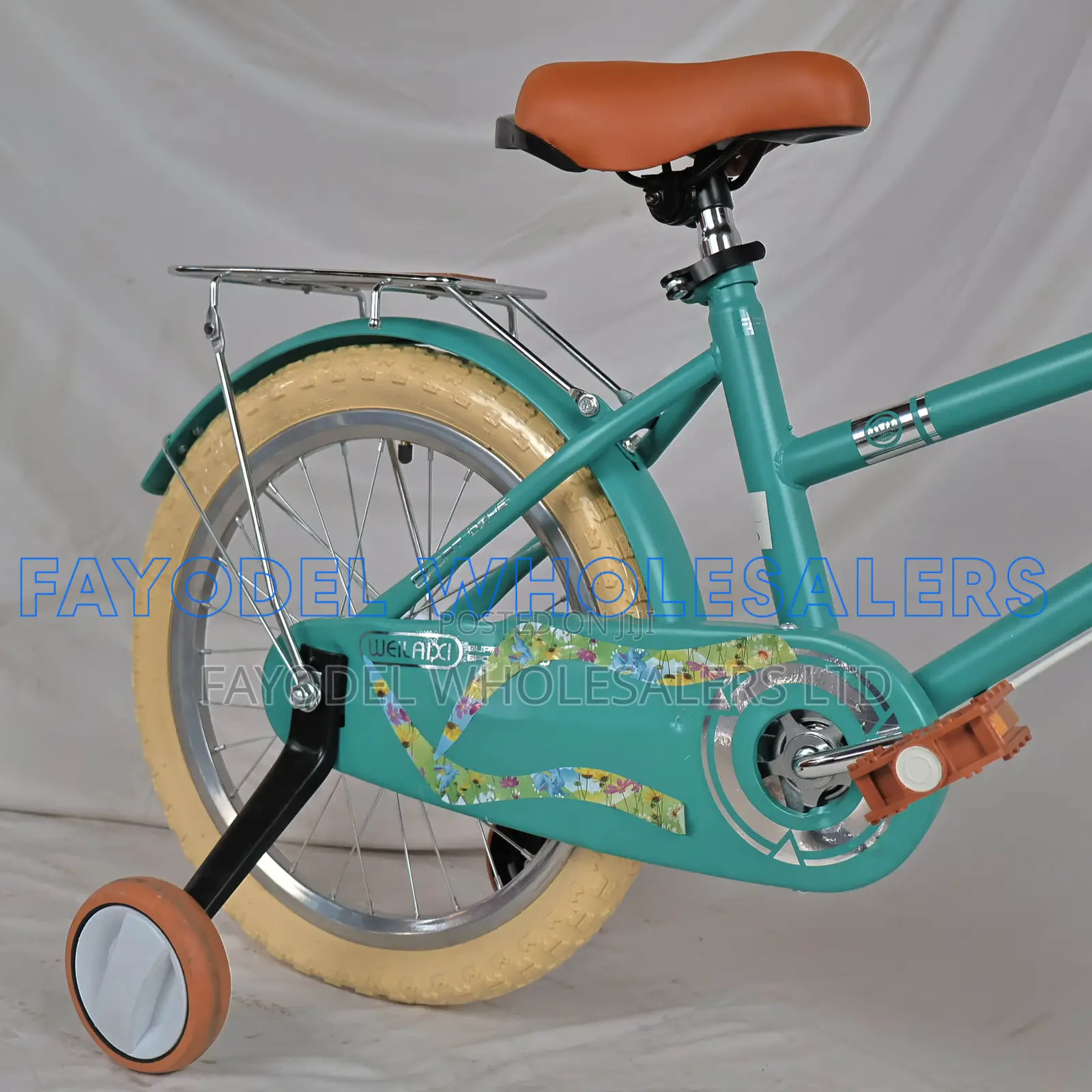 Children's Bicycle With Training Wheels And Carrier