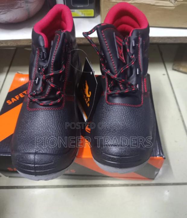 Safety Boots - thumbnail 2