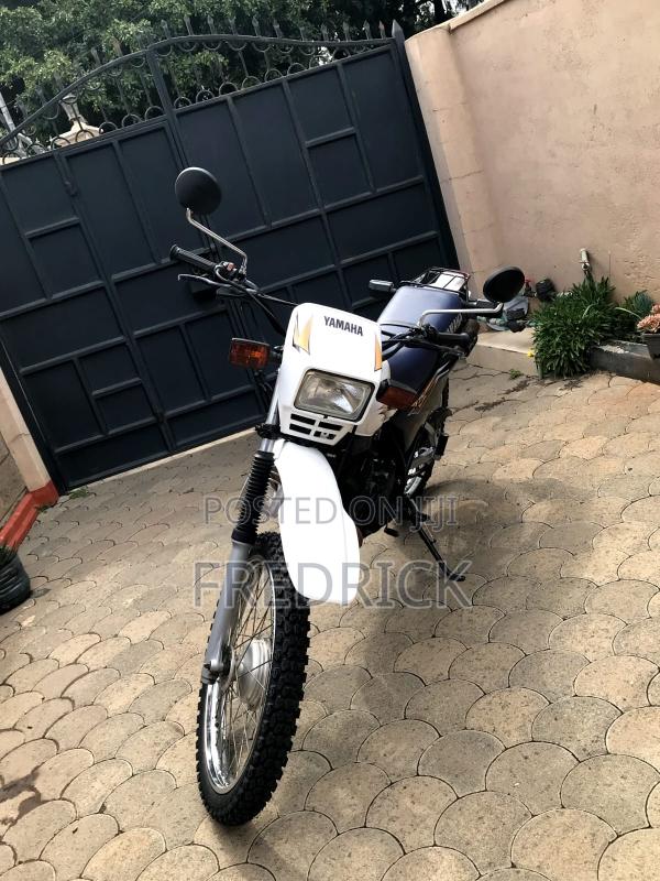Yamaha DT175 2010 White - thumbnail 3