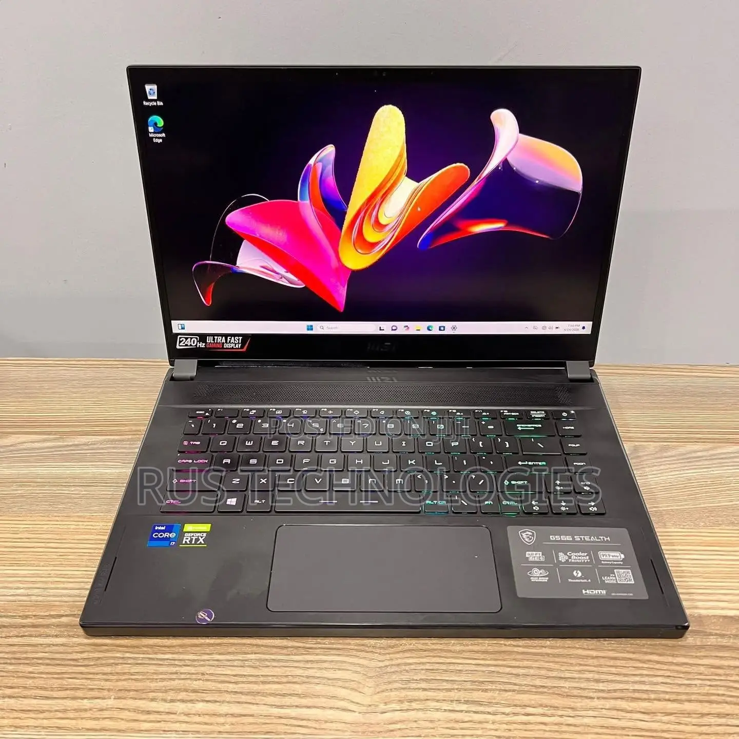 Laptop MSI GS66 Stealth 10UE 16GB Intel Core i7 SSD 512GB