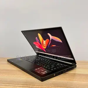 Laptop MSI GS66 Stealth 10UE 16GB Intel Core i7 SSD 512GB