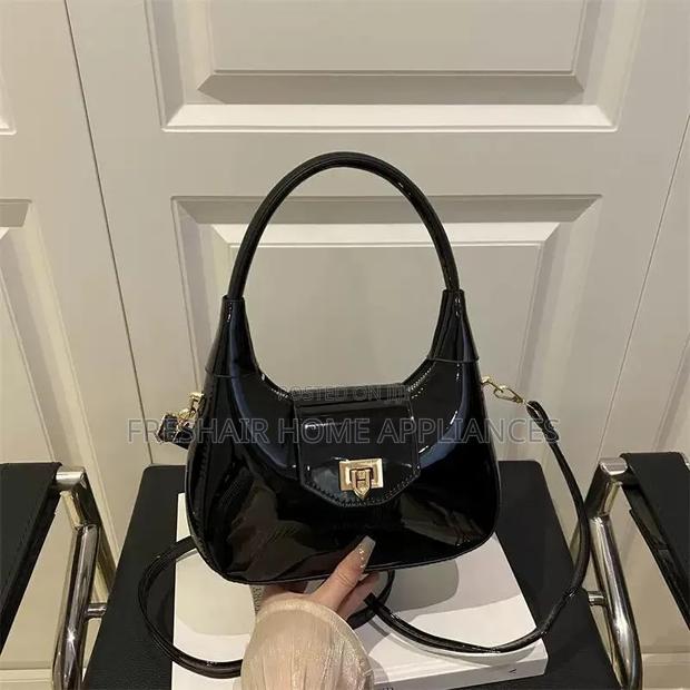 Best Small Handbag for Ladies