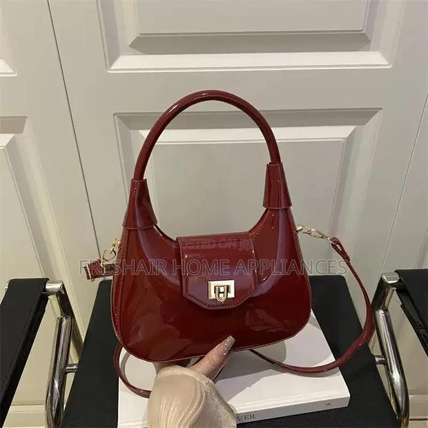 Best Small Handbag for Ladies - thumbnail 3