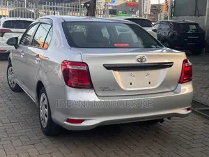 Toyota Axio 1.5 G 2WD 2019 Silver